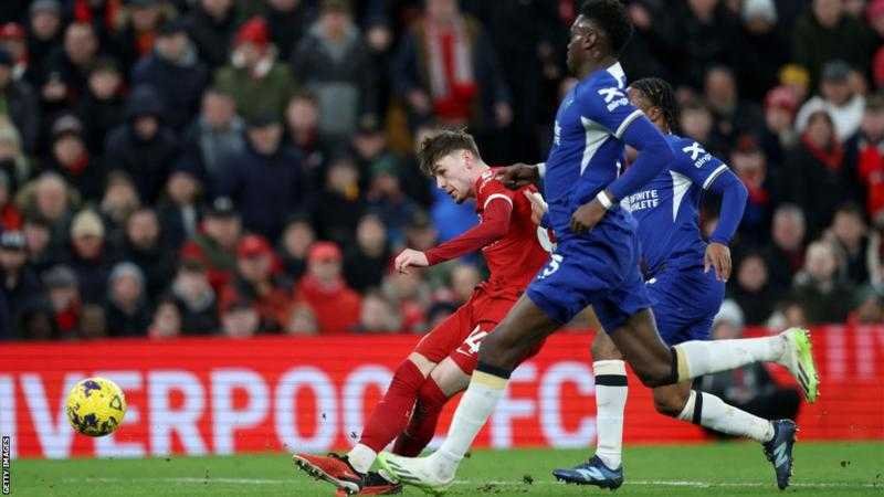 bradley-shines-as-leaders-liverpool-beat-chelsea