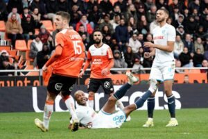 andre-ayew’s-bicycle-kick-wins-ligue-1-goal-of-the-month-award 