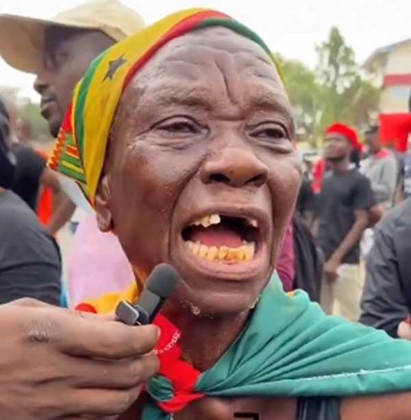 #saveghanafootball:-elderly-woman-marches-for-change-after-afcon-debacle