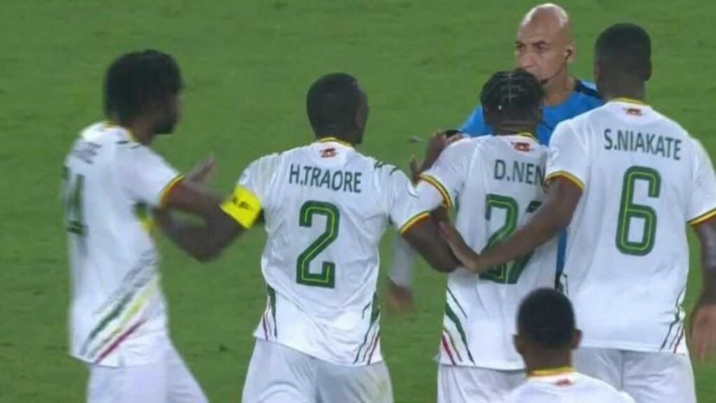 mali-captain-banned-four-games-for-referee-altercation