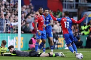 jordan-ayew-scores-as-crystal-palace-beat-burnley