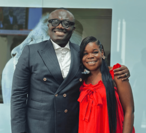 bola-ray-presents-viral-market-woman-mama-toli-with-fridge