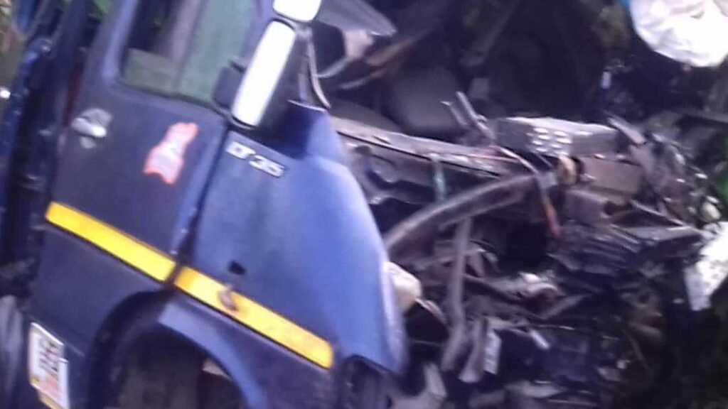 juaso-nkawkaw-motor-accident:-careless-overtaking-claims-21-lives