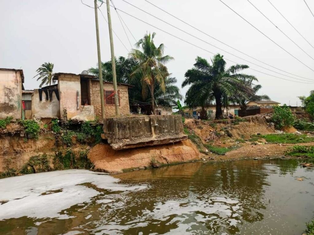 ablekuma-north-residents-decry-poor-drainage-system,-flood-menace