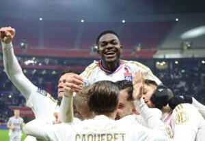 ernest-nuamah-rescues-lyon-with-late-goal-against-stade-de-reims