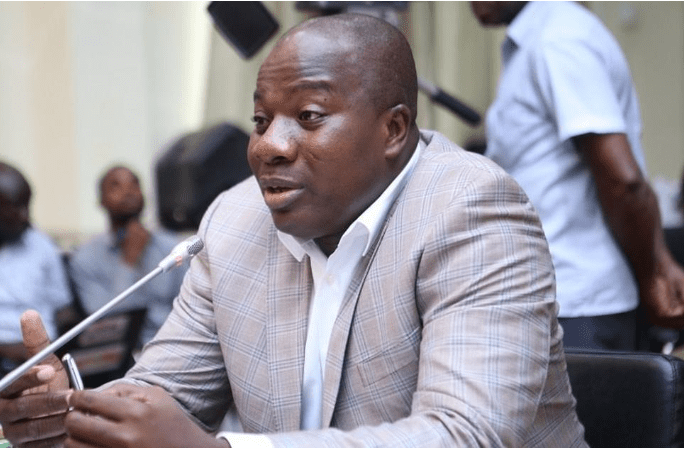 people-have-been-brutalized-by-soldiers-in-bawku,-compensate-them-–-ayariga-tells-akufo-addo