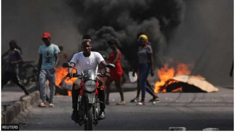 haiti-violence:-gangs-free-4,000-inmates-in-mass-jailbreak