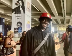 super-bowl-champ-ekow-boye-doe-returns-home-to-ghana-to-inspire-next-generation