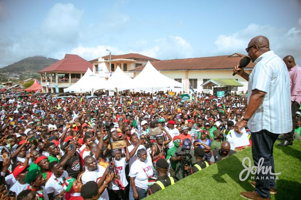 mahama-accuses-akufo-addo-govt-of-wasting-public-funds