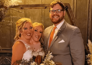 us-conjoined-twin-abby-hensel-gets-married