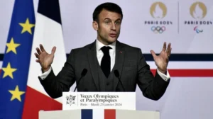 paris-2024:-russia-targeting-olympic-games,-says-french-president