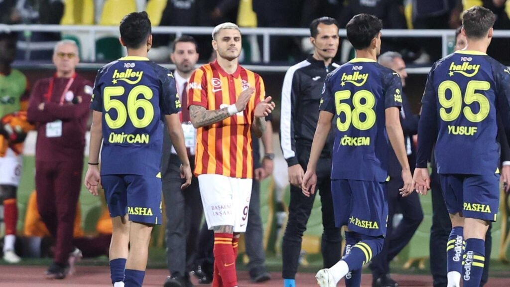 fenerbahce-players-walk-off-pitch-in-turkish-super-cup-protest