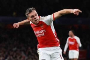 ucl:-trossard-determined-to-lead-arsenal-to-‘finish-it-off’-against-bayern-in-second-leg