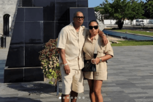 ja-rule-arrives-in-ghana,-visits-kwame-nkrumah-memorial-park