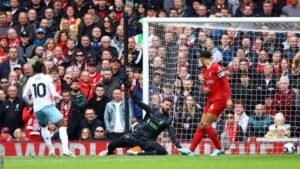 liverpool-suffer-second-straight-loss-at-anfield-as-title-hopes-hang-in-the-balance