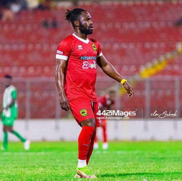 ex-kotoko-striker-solomon-sarfo-taylor-banned