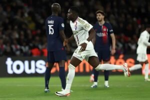 ernest-nuamah-on-target-against-psg-in-ligue-1-defeat