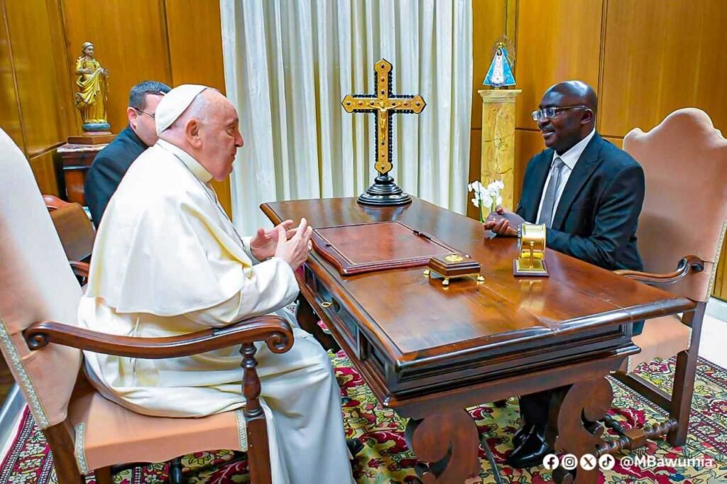 bawumia-meets-pope-francis-in-vatican