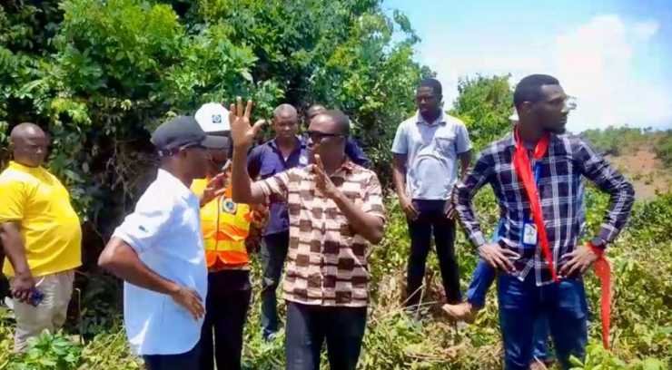 w/r:-engineers-work-around-the-clock-to-restore-power