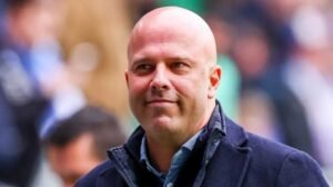 liverpool-captain-virgil-van-dijk-backs-potential-manager-arne-slot