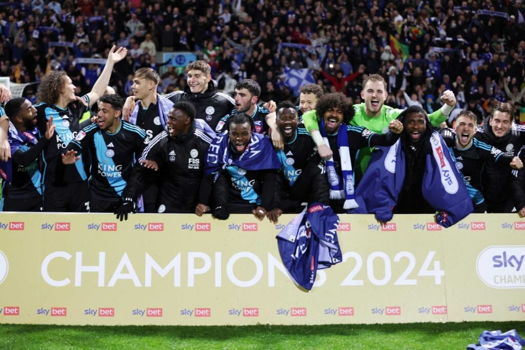 fatawu-issahaku-leads-leicester’s-championship-triumph-celebrations-with-dancing-skills