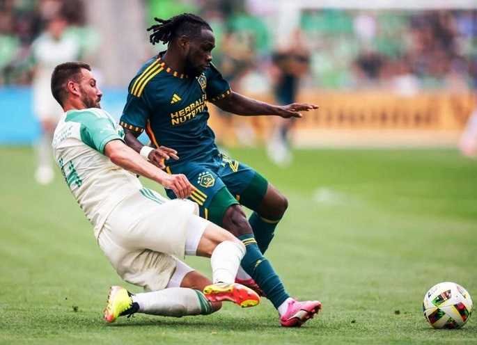 joseph-paintsil:-la-galaxy-coach-blames-opponent’s-tactics-for-winger’s-ineffectiveness