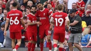 liverpool-bounce-back-to-dash-spurs-champions-league-hopes