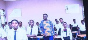 education-ministry-must-focus-on-the-curriculum,-not-new-set-of-uniforms