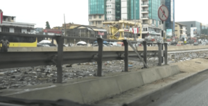 heavy-downpour-throws-up-waste-from-odaw-river,-leaves-‘filthy’-spectacle-at-nkrumah-interchange