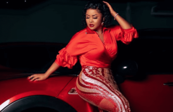 nana-ama-mcbrown-to-host-inside-llc’s-‘ghana-to-the-world-2024’-concert-in-new-york