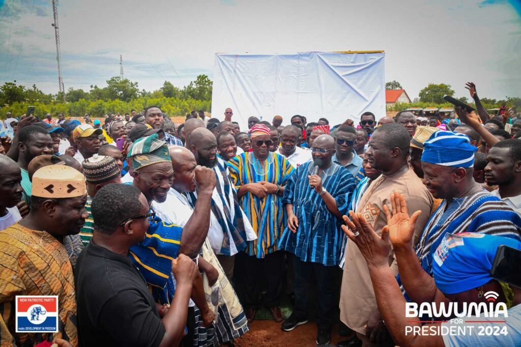 2024-elections:-bawumia-takes-‘house-to-house’-campaign-to-north-east-region