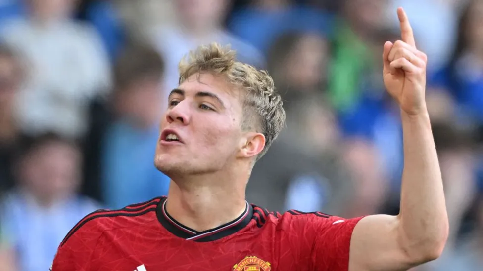 manchester-united-record-worst-premier-league-finish-despite-win