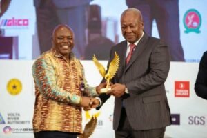 effia-constituents-shower-praises-on-mp-after-minister-of-the-year-award