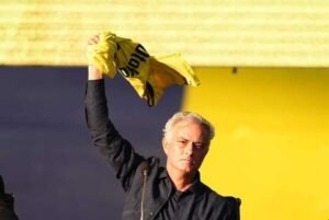 mourinho’s-fenerbahce-move-to-elevate-turkish-league,-says-stephen-appiah
