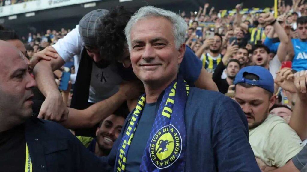 stephen-appiah:-mourinho-faces-tough-challenge-in-turkey-with-fenerbahce