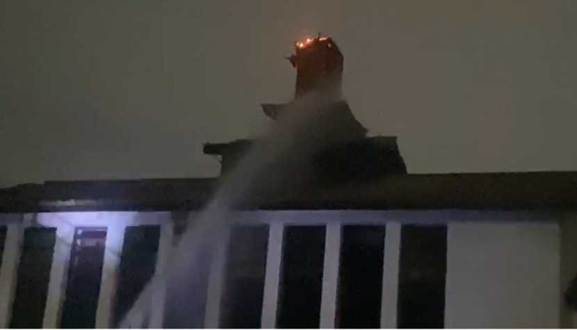 tower-of-commonwealth-hall,-ug-on-fire