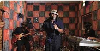 joseph-matthew-unleashes-magnificent-live-band-performance-of-hit-single-‘blessed’-in-new-video