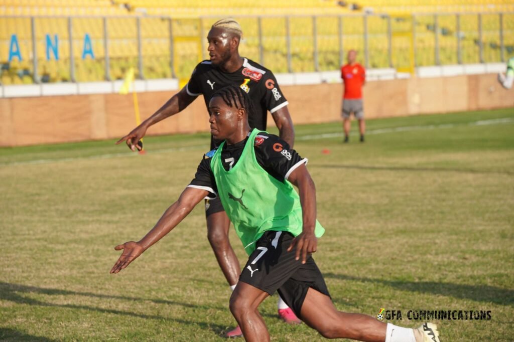 black-stars-hold-recovery-training-after-mali-trip