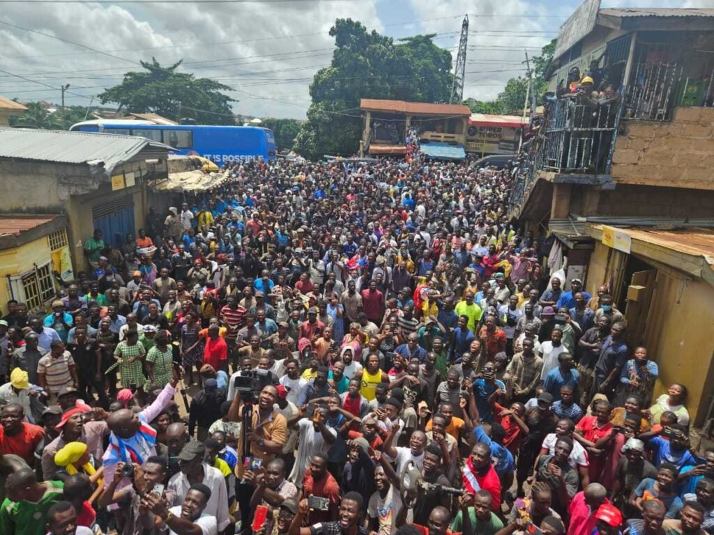 election-2024:-hundreds-of-kumasi-residents-join-bawumia’s-campaign