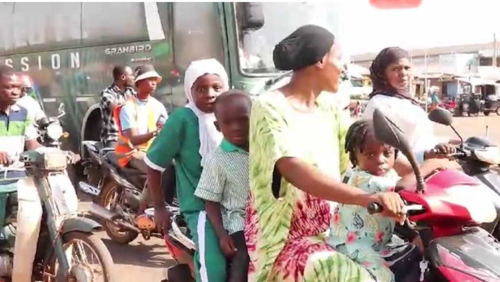 dangerous-rides:-children-are-packed-on-motorbikes-to-school-in-tamale 