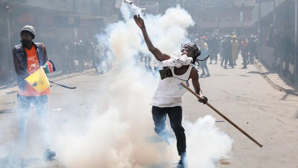 kenya’s-parliament-on-fire-as-protesters-storm-complex