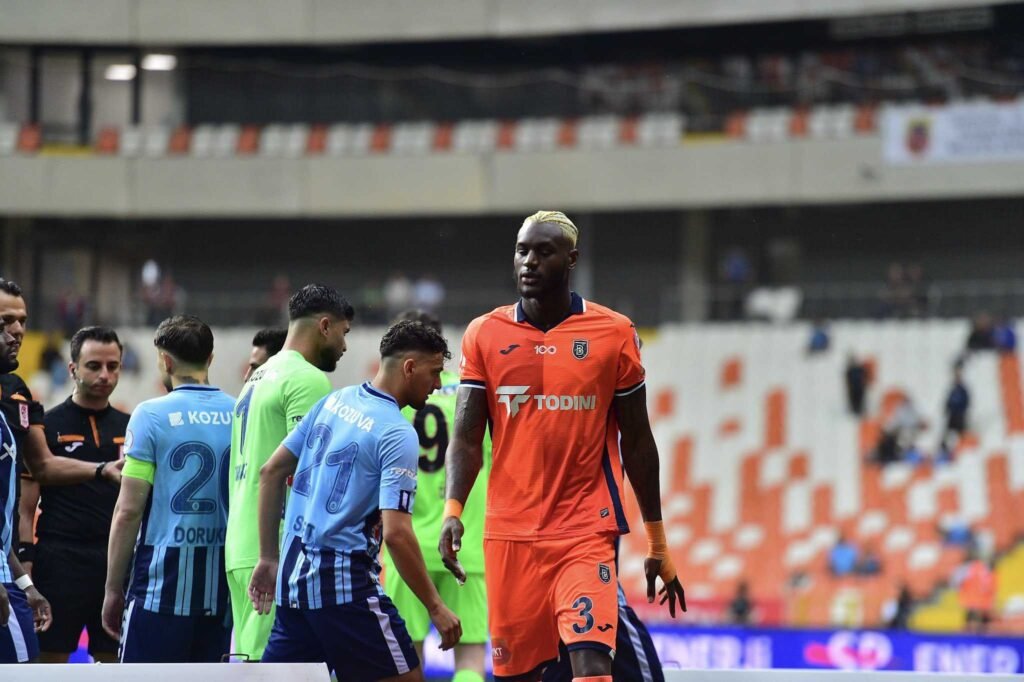ghana-defender-jerome-opoku-seals-permanent-move-to-istanbul-basaksehir