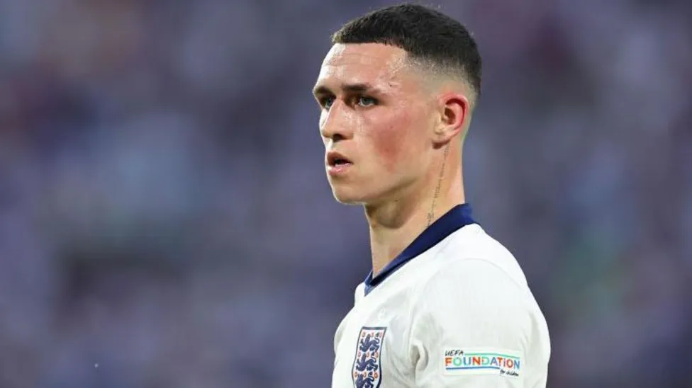 phil-foden-leaves-england-camp-to-attend-to-family