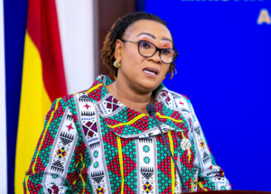 hawa-koomson-warns-fishermen-after-announcing-closed-season