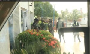 chef-smith-arrested-and-detained-at-la-police-station