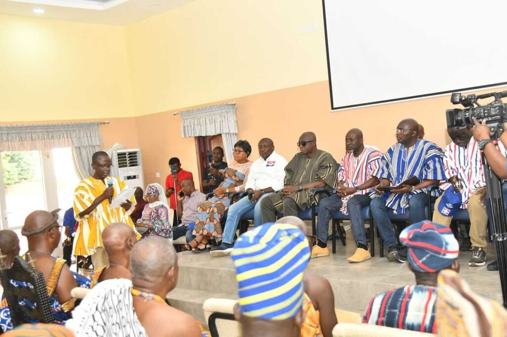 bawumia’s-time-as-veep-has-brought-significant-development-to-our-area-–-kpandai-chiefs