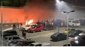 car-burns-to-ashes-at-kia-visitors’-car-park