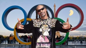 snoop-dogg-to-carry-olympic-torch-on-opening-day-of-paris-2024
