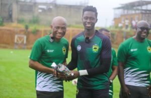 kotoko-coach-prosper-ogum-returns-to-training-after-surgery