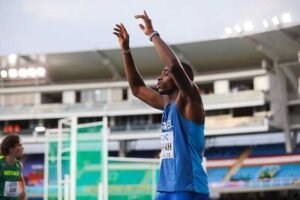 from-deportation-to-olympian:-ghanaian-akwasi-afrifah-flies-israeli-flag